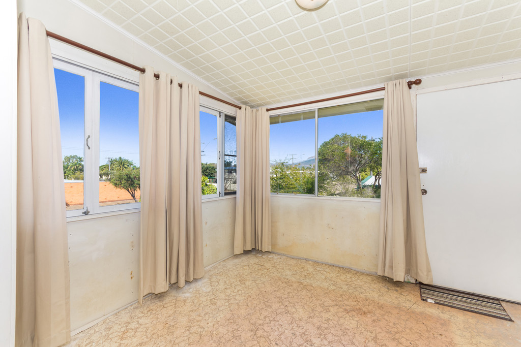 Real Estate in Gulliver