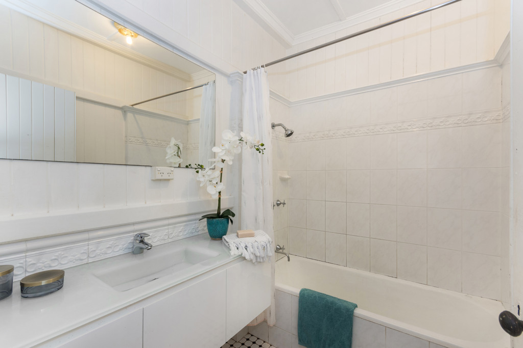 Open for inspection in Oonoonba