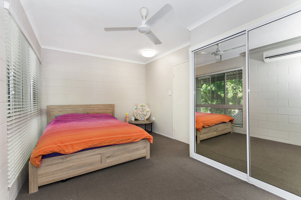 Real Estate in Hyde Park