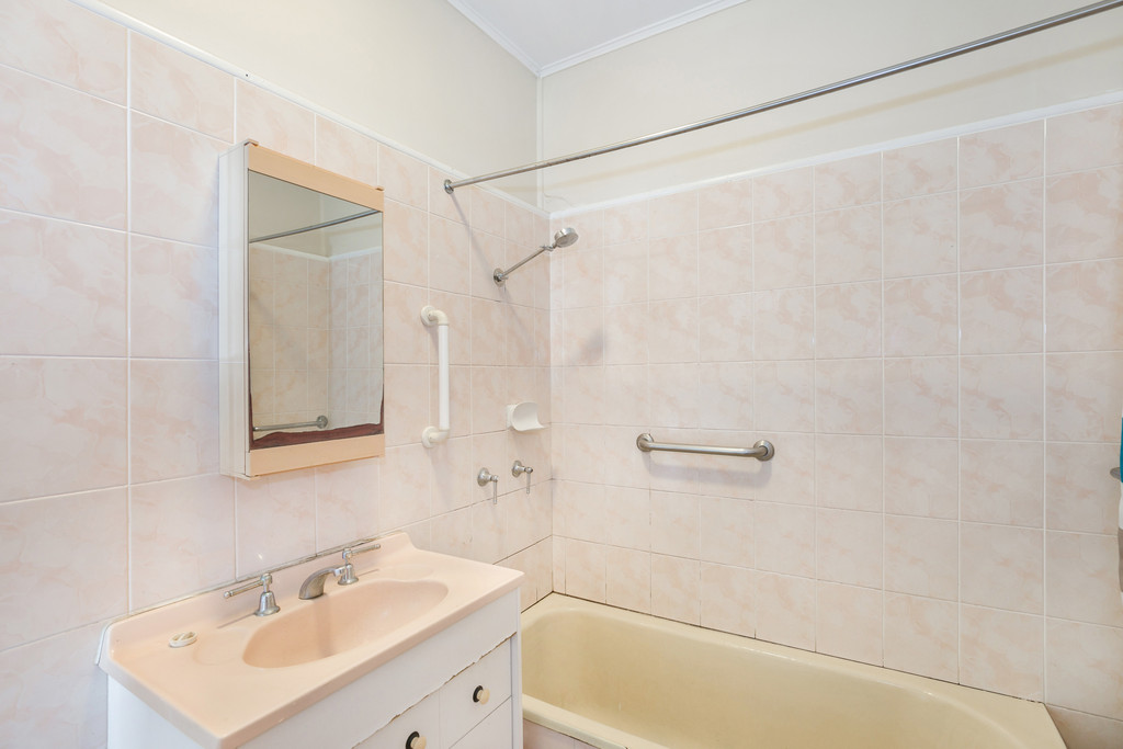 Selling your property in Currajong