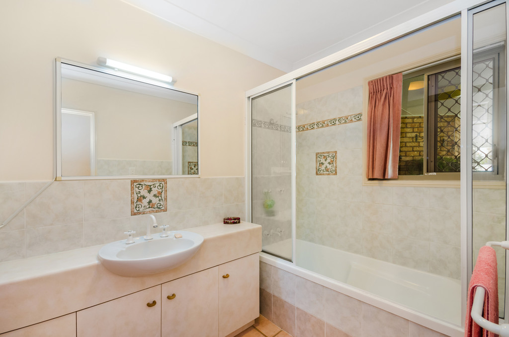 Real Estate in Kirwan