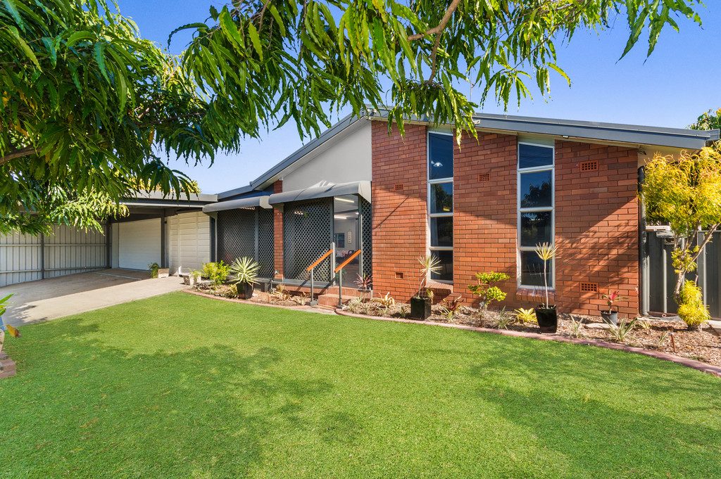 Property in Mount Louisa - Sold for $300,000