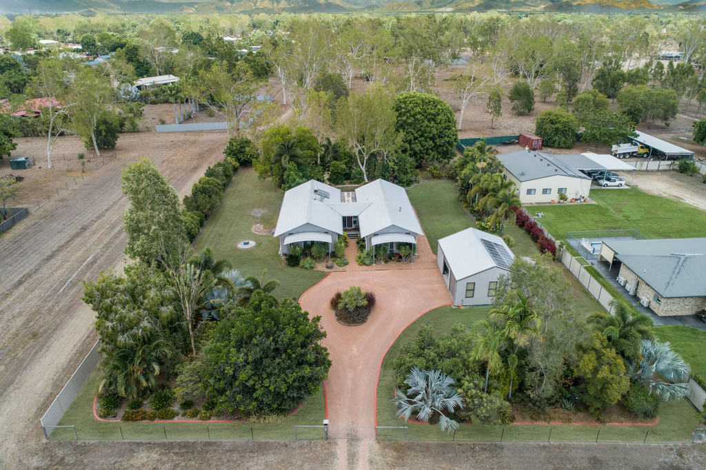 Real Estate in Alice River