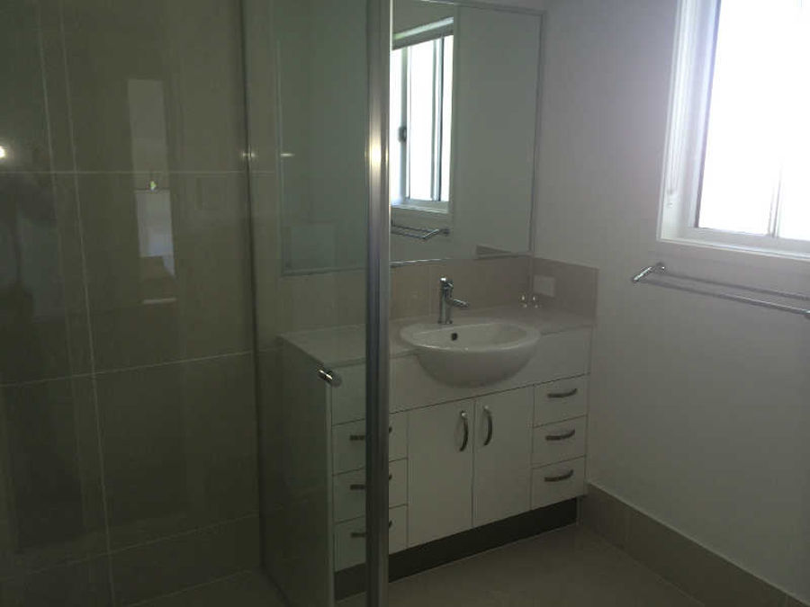 Real Estate in Caloundra West