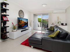 Property in Holland Park West - Sold