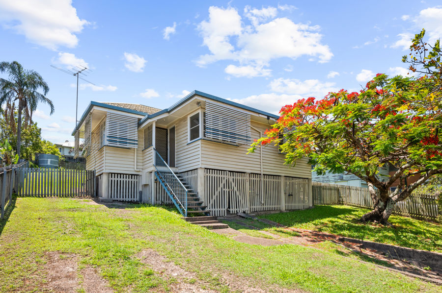Property in Carina - Sold for $890,000