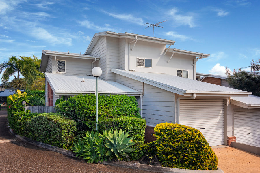 Property in Manly West - Offers Over $629,000