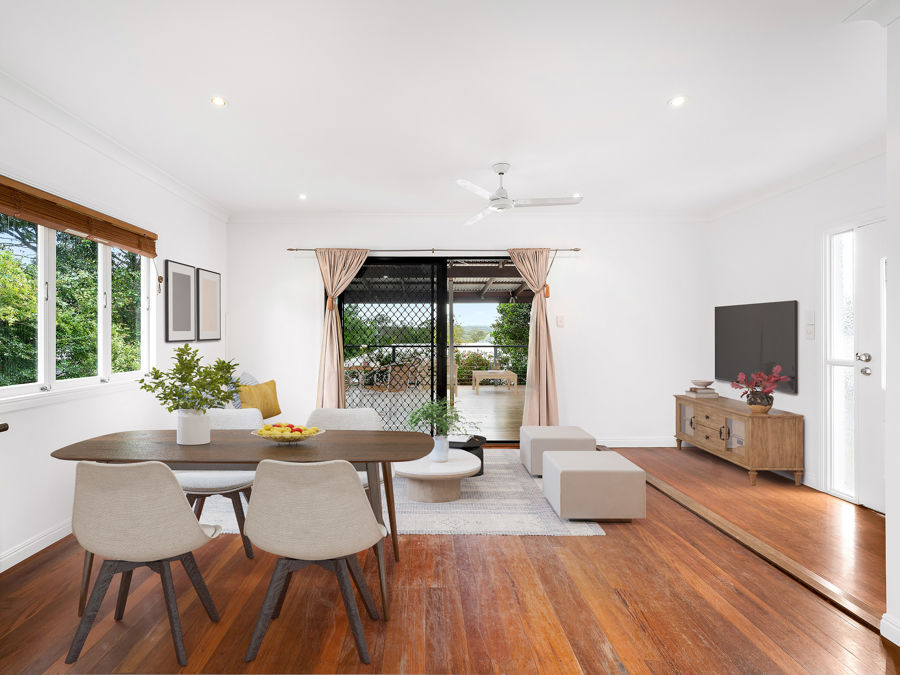 Property in Holland Park West - Offers Invited