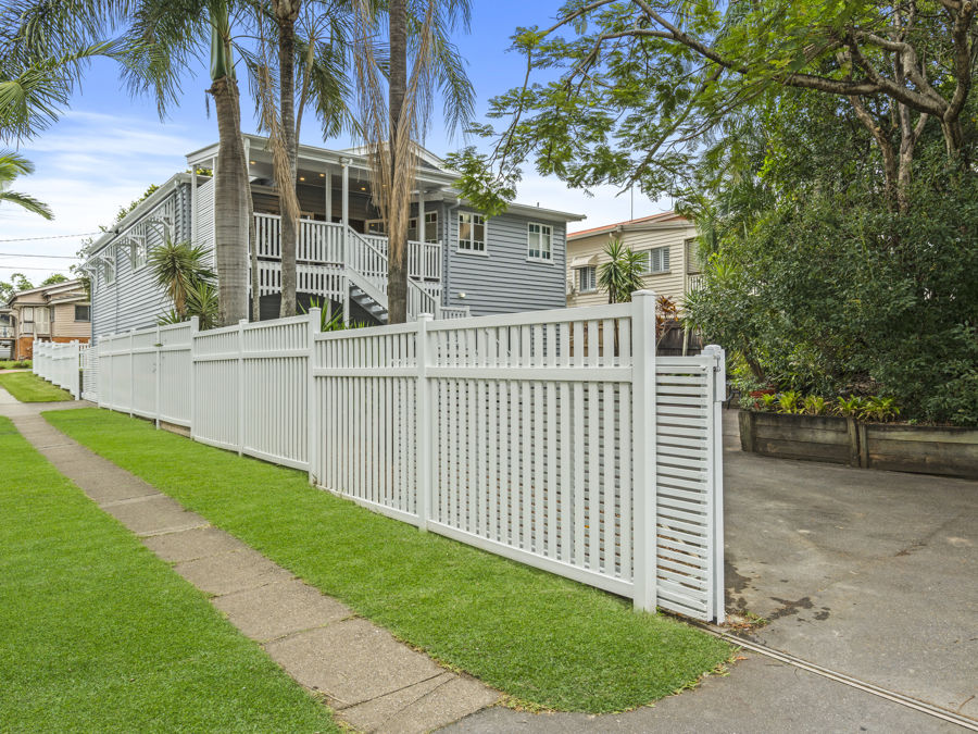 Property in Coorparoo - Best Offers By 4pm 1st June