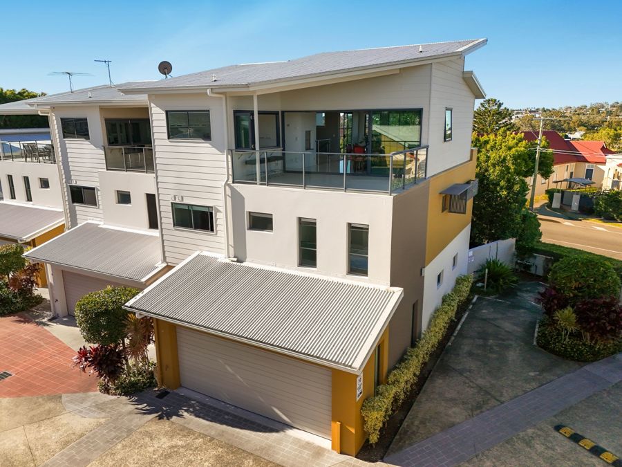 Property in Coorparoo - Offers over $1.279M