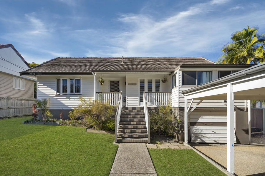 Property in Holland Park - $850pw