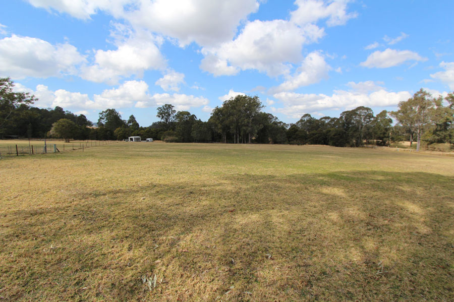 Real Estate in Dyers Crossing