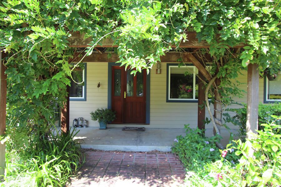 Real Estate in Dyers Crossing