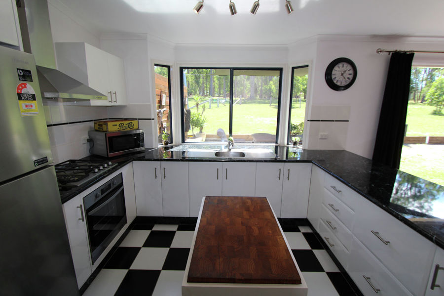 Real Estate in Dyers Crossing