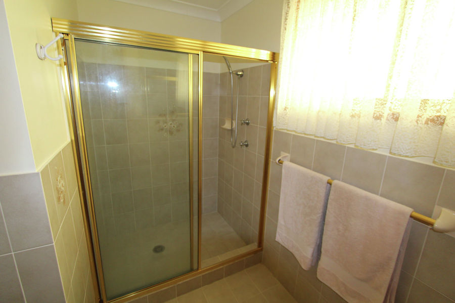 Real Estate in Failford