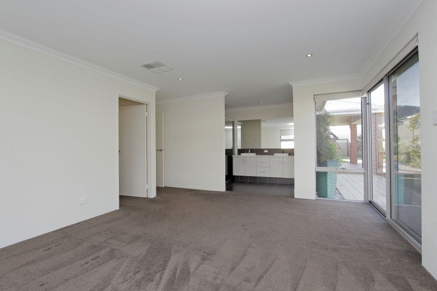 Real Estate in Madora Bay