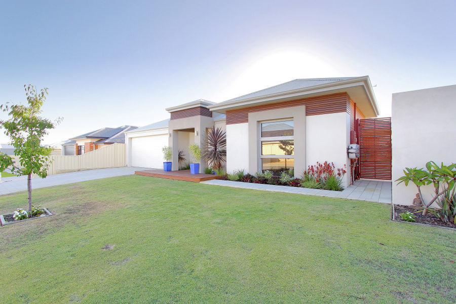 Real Estate in Madora Bay