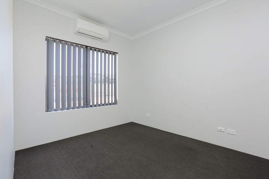 Lakelands real estate Leased