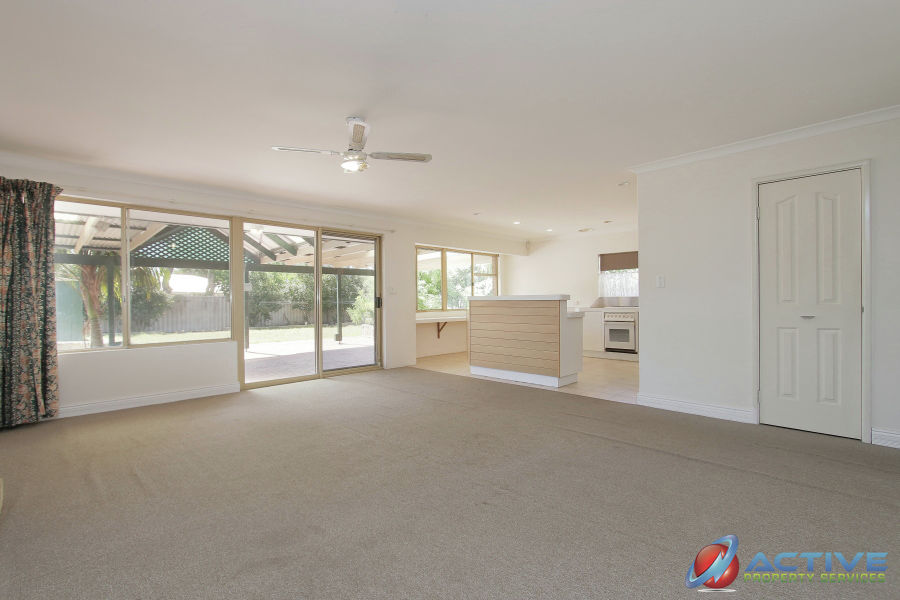 Real Estate in Greenfields