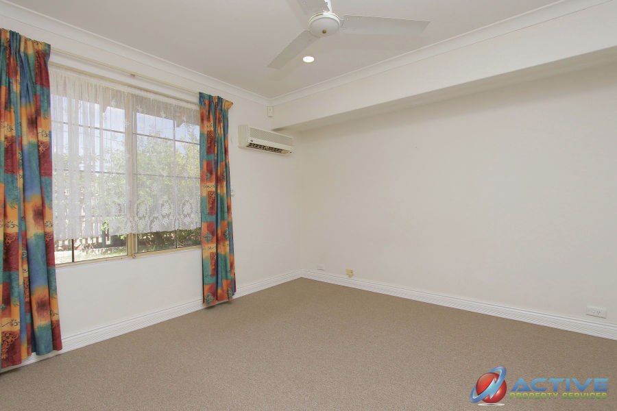 Real Estate in Greenfields