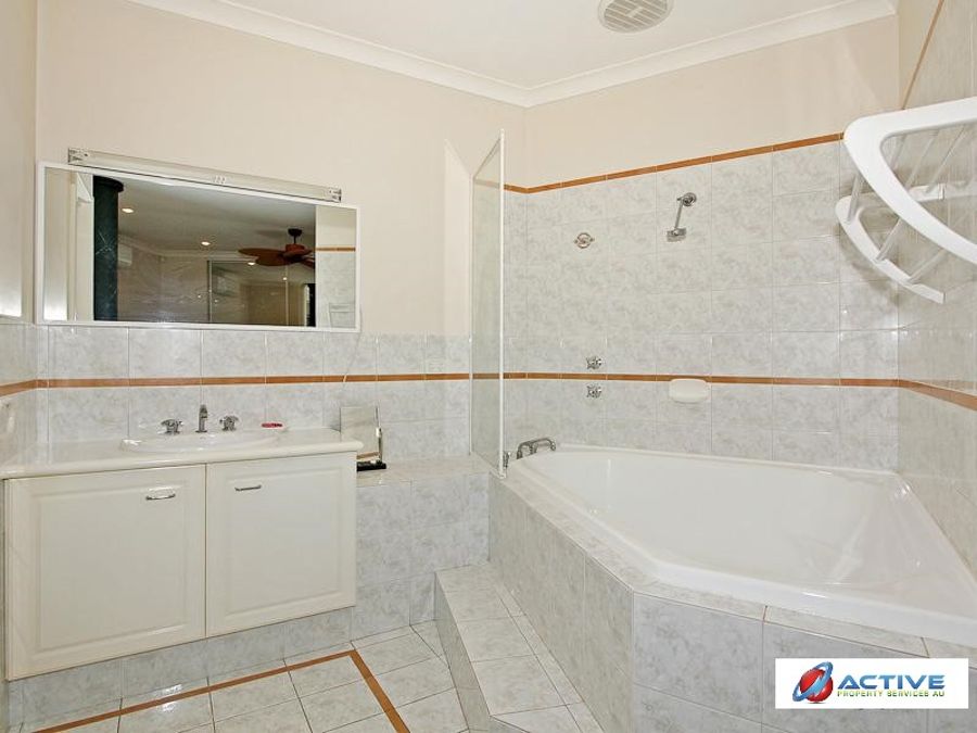 Real Estate in Marangaroo