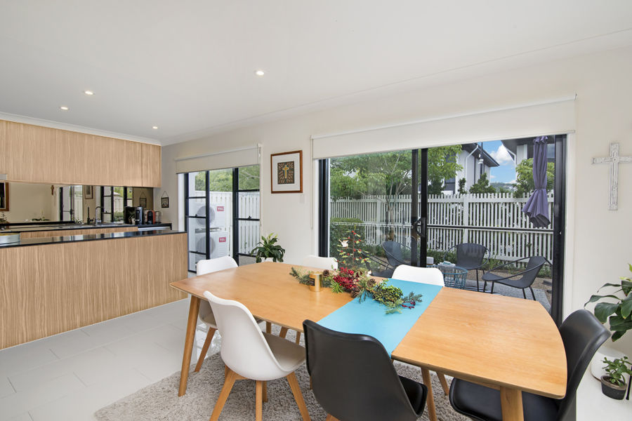 Pacific Pines real estate Sold