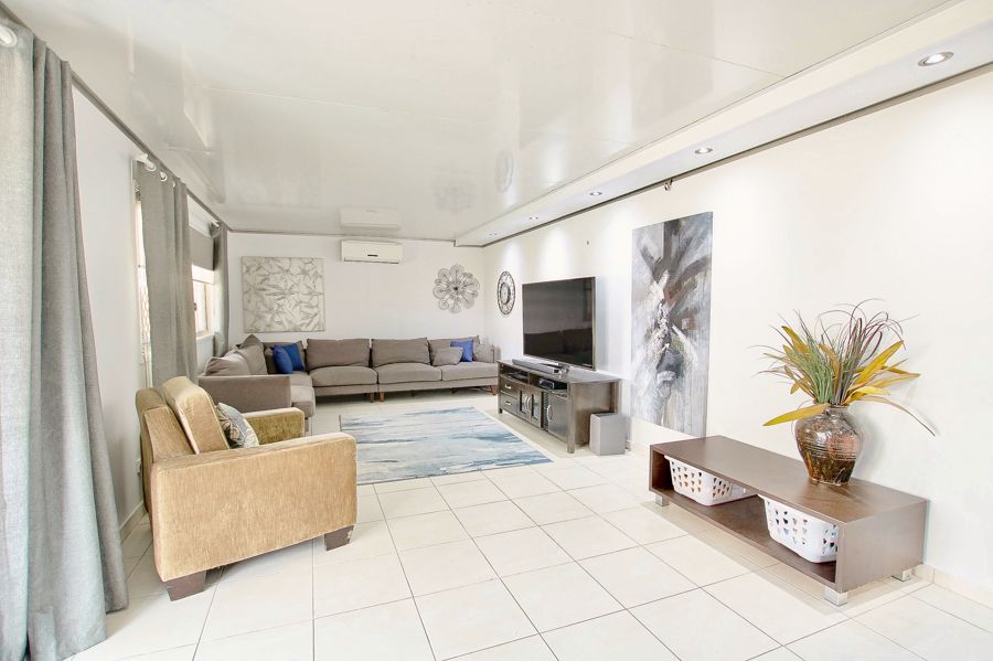 Real Estate in Boronia Heights