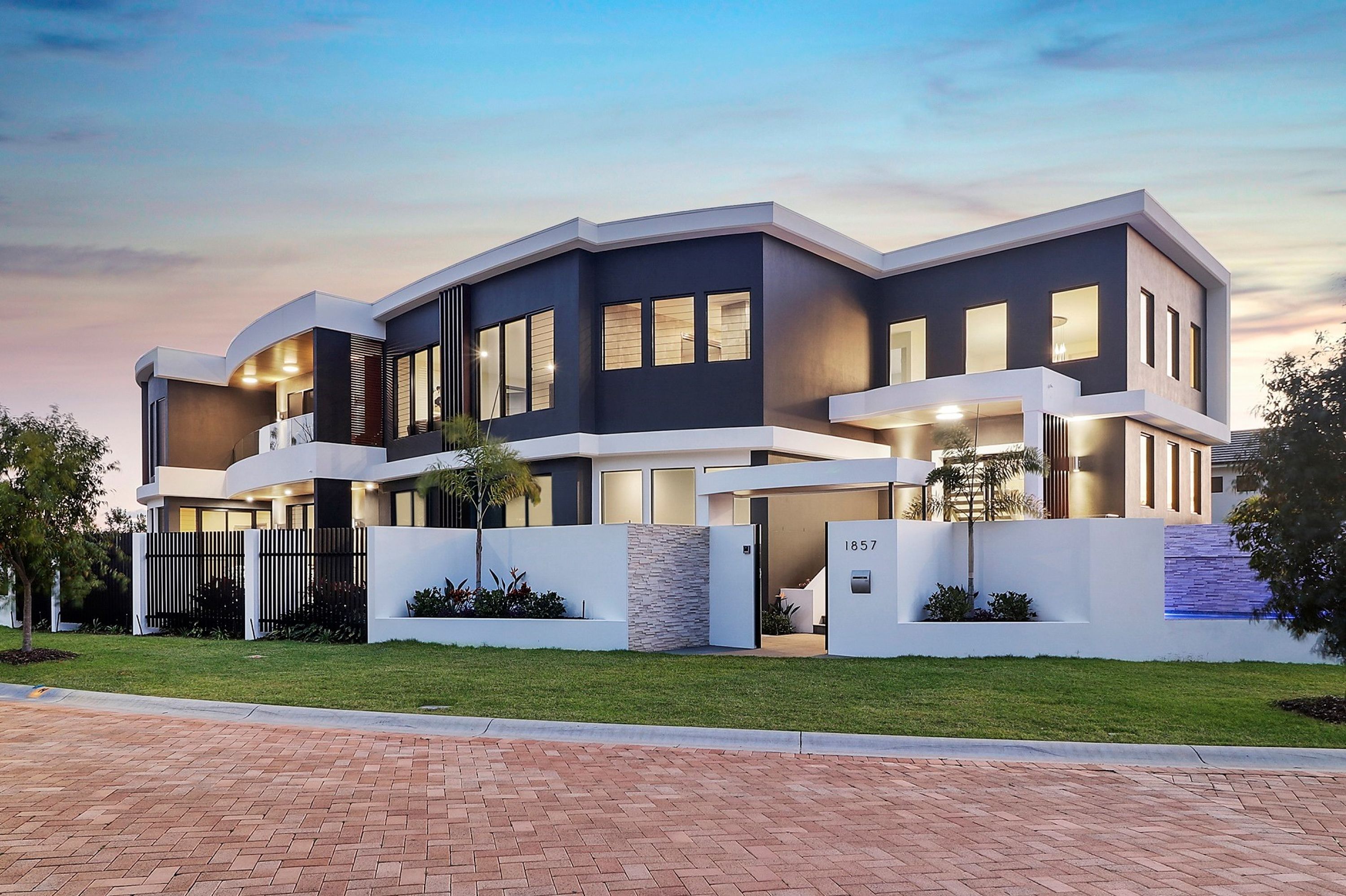 Property in Sanctuary Cove - Asking for $3,370,000