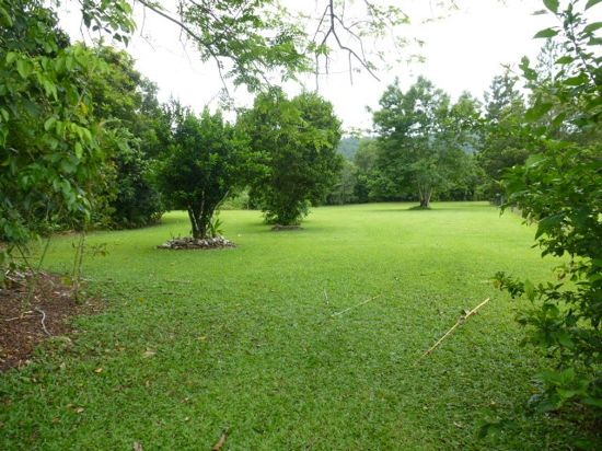 Real Estate in Woopen Creek