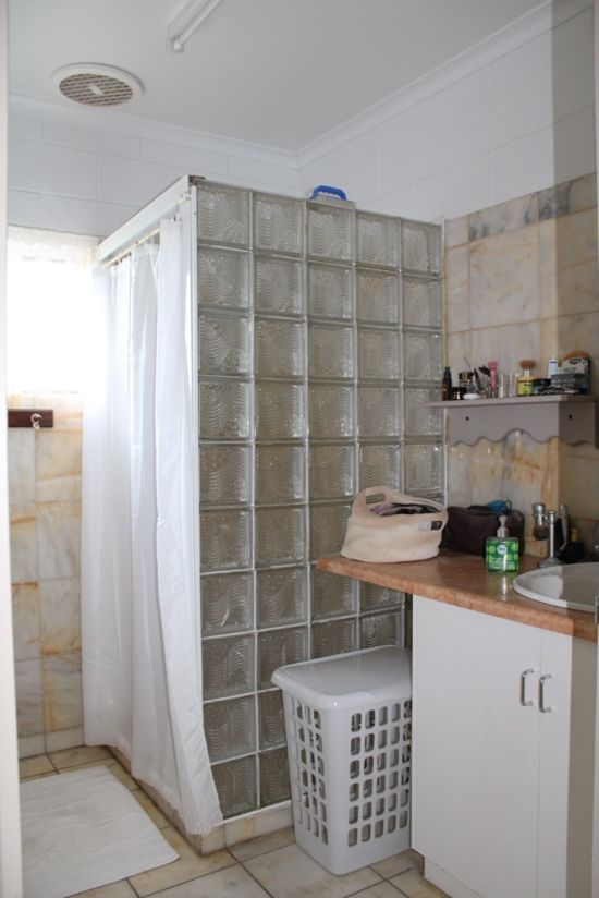 Real Estate in Mirriwinni