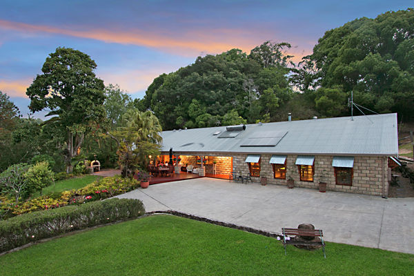 John and Donna Thompson