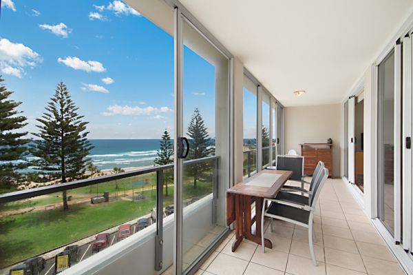 Excellent sales agent