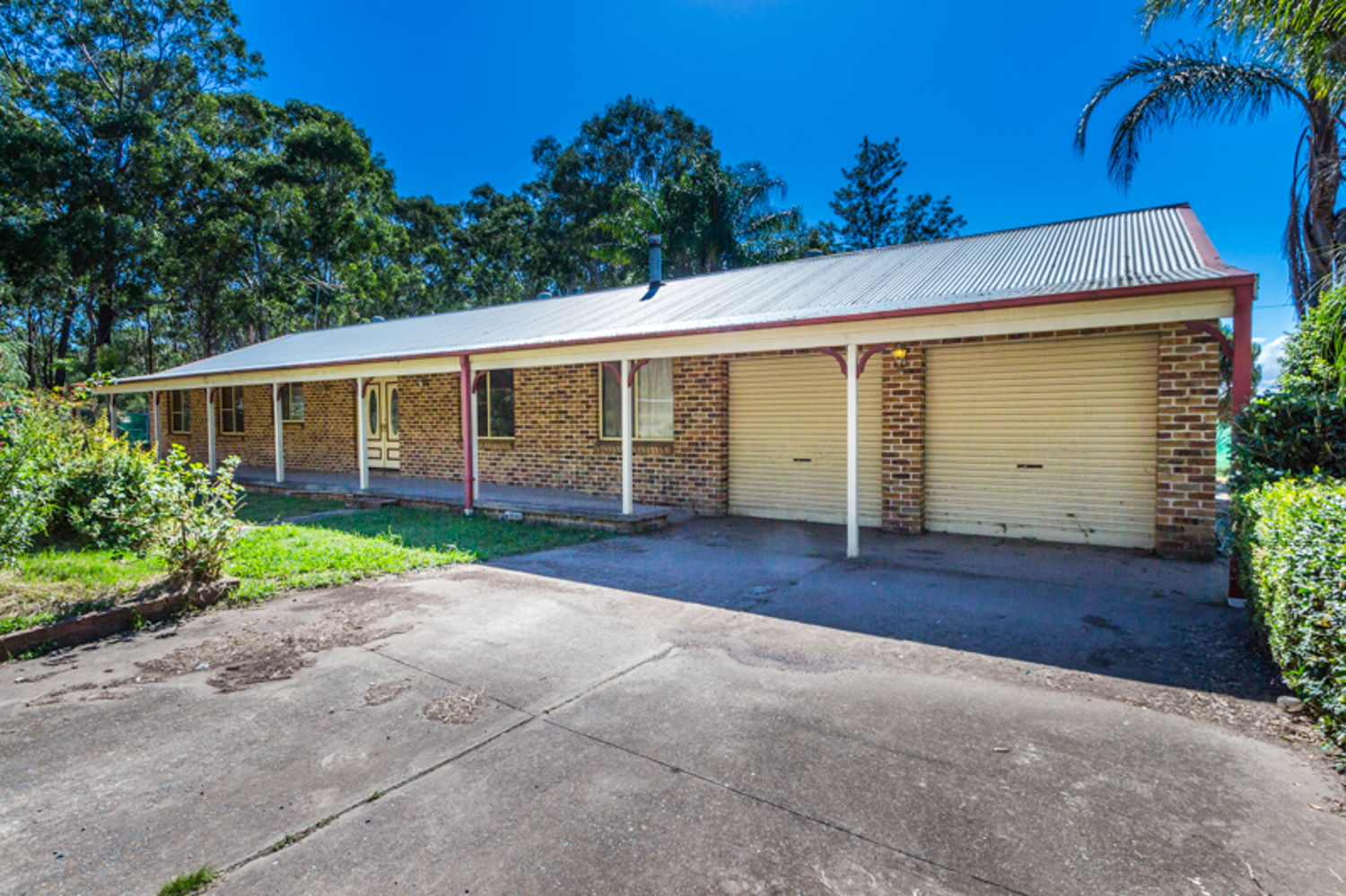 Property in Riverstone - Leased