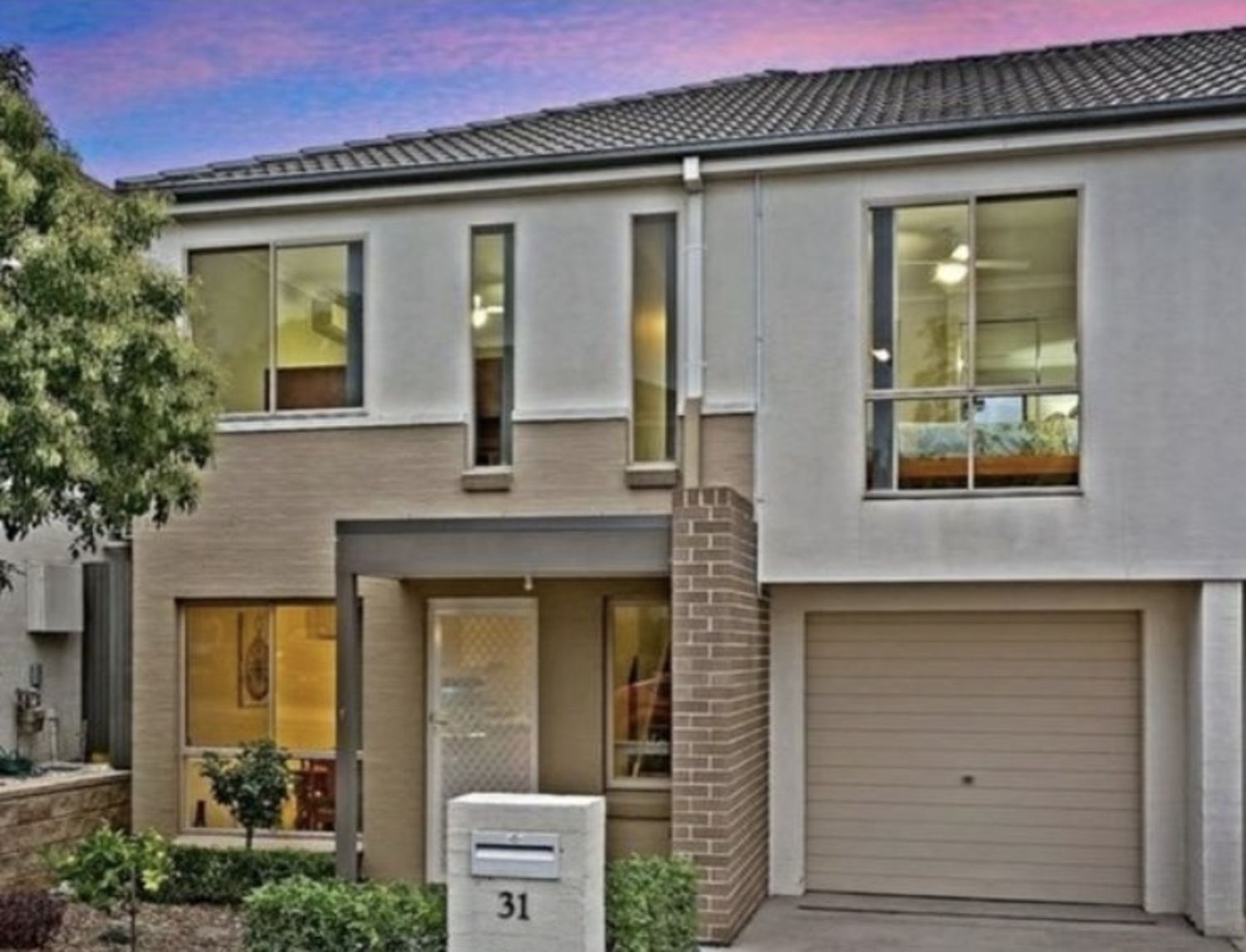 Property in Acacia Gardens - Leased