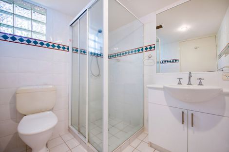 Real Estate in Nobby Beach