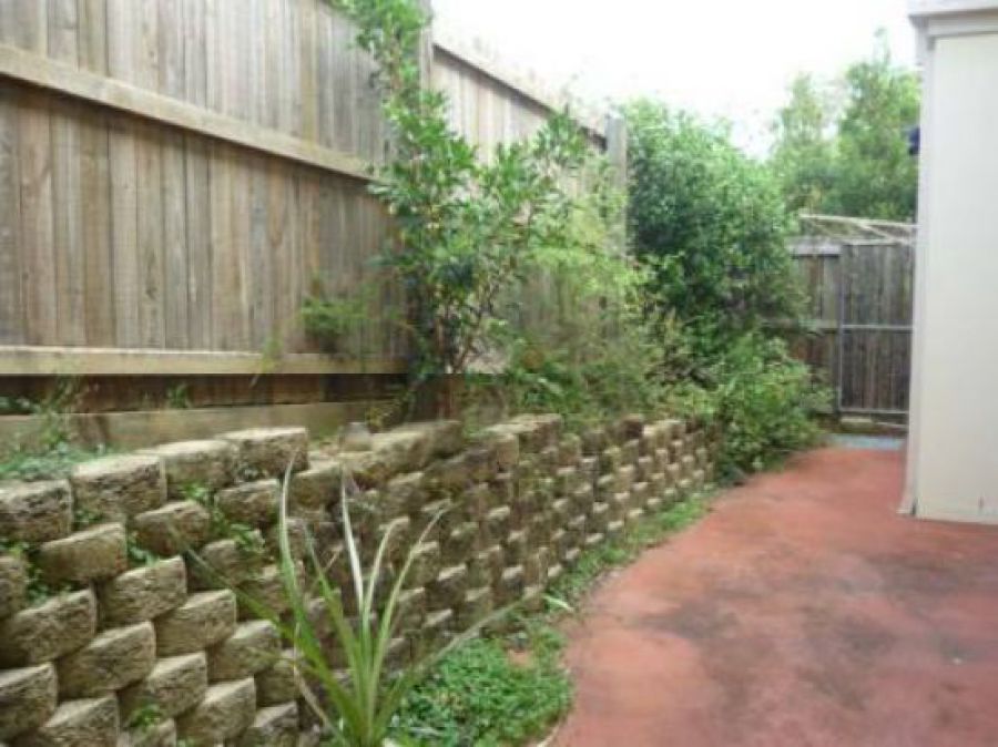 Real Estate in Ashmore