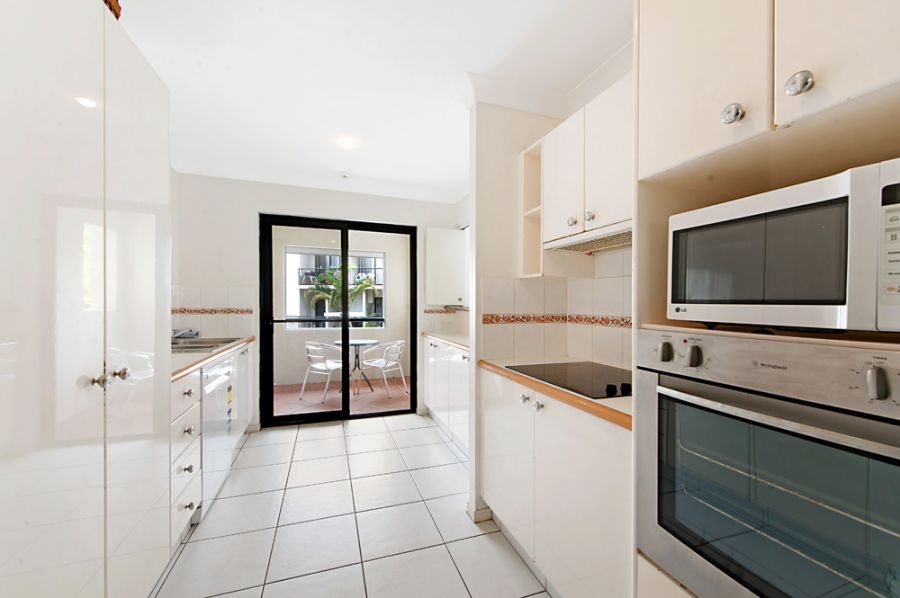 E32/1 Great Hall Drive, Nobby Beach > Queensland Coast Realty (Rentals) PTY LTD