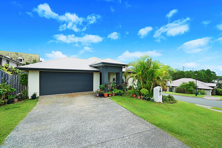 Property in Maudsland - Sold for $365,000