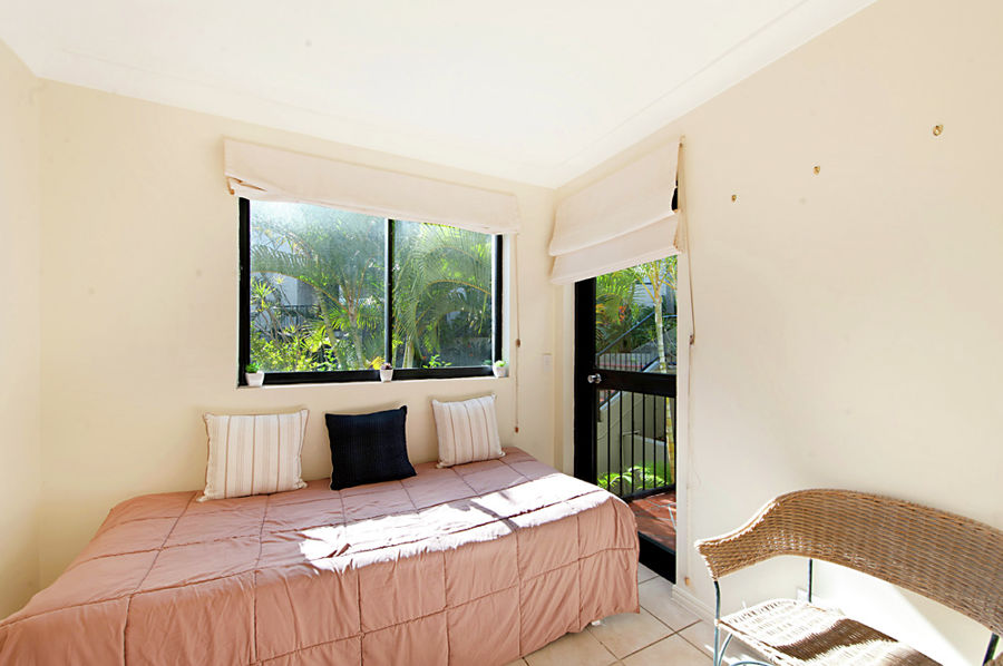 Real Estate in Nobby Beach