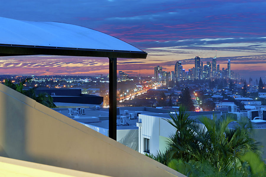 Nobby Beach real estate Sold