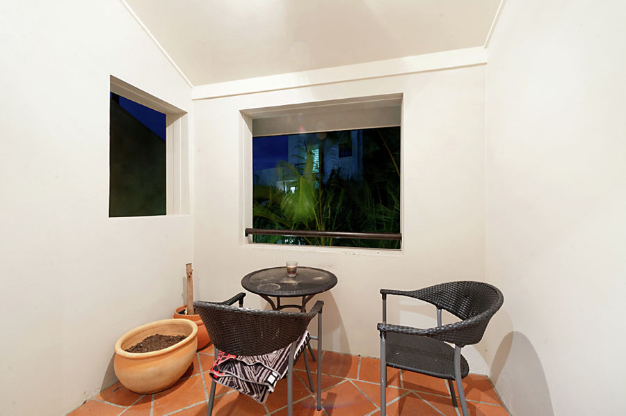 Real Estate in Nobby Beach