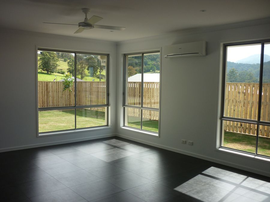 Real Estate in Maudsland