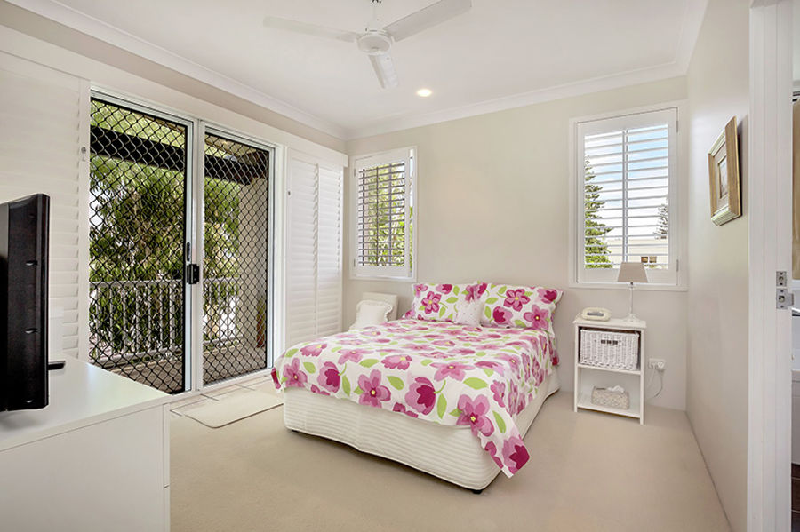 Open for inspection in Mermaid Beach