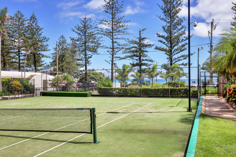 Real Estate in Burleigh Heads