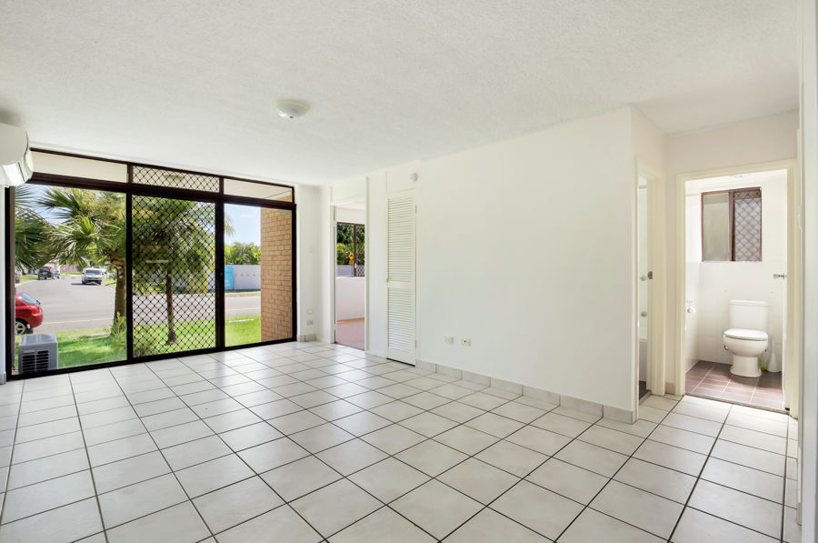 Mermaid Waters real estate Sold