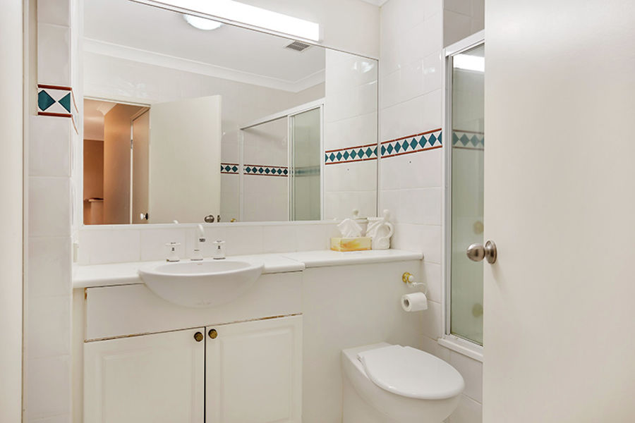 Real Estate in Nobby Beach