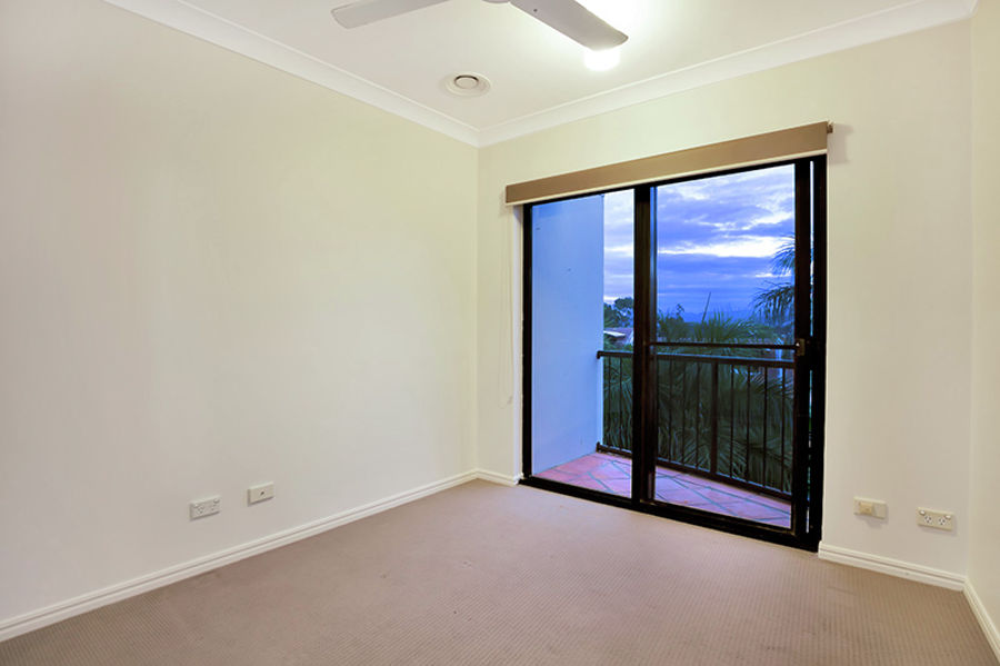 Real Estate in Nobby Beach