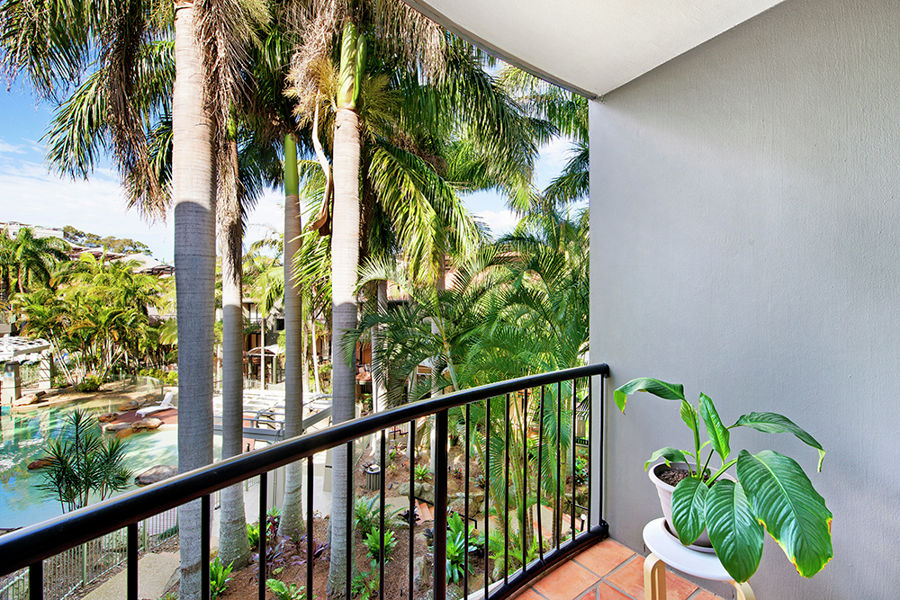 Real Estate in Nobby Beach