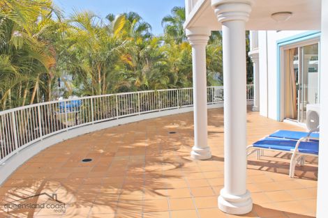 Real Estate in Nobby Beach