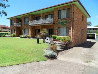 Property in Urunga - Leased